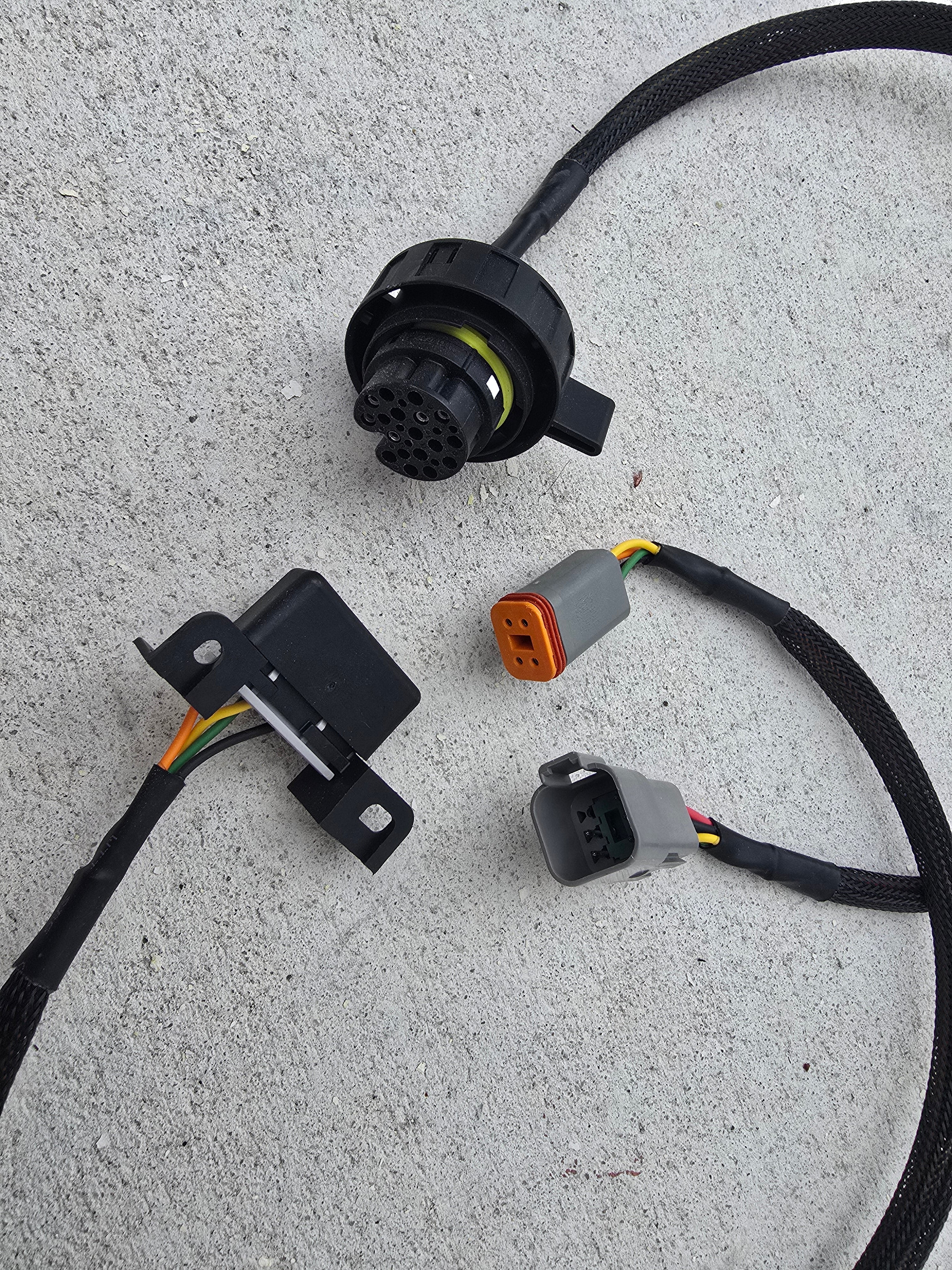 Universal ZF 8HP Swap Harness, MaxxECU & CAN Bus TCU Compatible